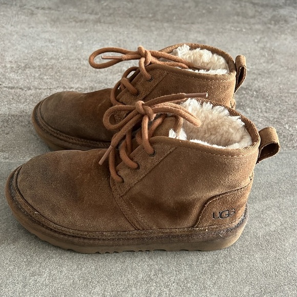 UGG Neumel II Boot in Chestnut - Picture 2 of 12